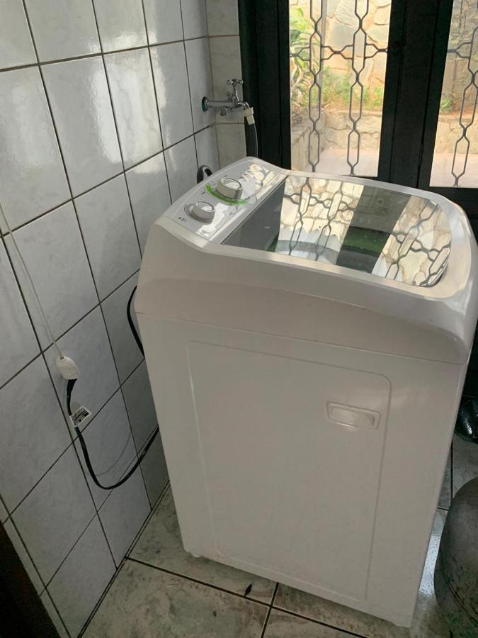 Casa Quintal Bueno! 5 Quartos Com Ar Split E Internet Ultra! Perto Do Melhor De Goiania! Marista Parques Areiao E Vaca Brava Hospital Premium Mater Dei Blue Fit Perdomo Goiania Shopping! Экстерьер фото