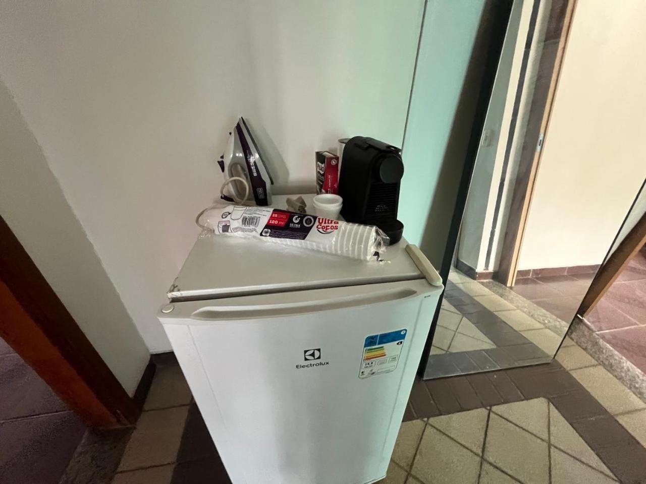 Casa Quintal Bueno! 5 Quartos Com Ar Split E Internet Ultra! Perto Do Melhor De Goiania! Marista Parques Areiao E Vaca Brava Hospital Premium Mater Dei Blue Fit Perdomo Goiania Shopping! Экстерьер фото